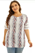 Load image into Gallery viewer, Python Print Plus Size Tee
