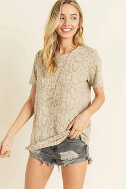 Short Sleeve Snake Print Knit Top