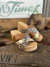 Load image into Gallery viewer, Corkys Amuse Leopard Wedge