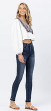 Load image into Gallery viewer, Judy Blue Tummy Control Clean Skinny Jean