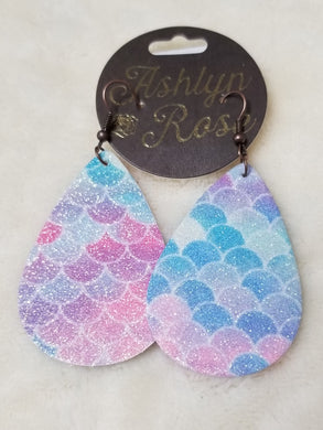 Mermaid tear drop earings