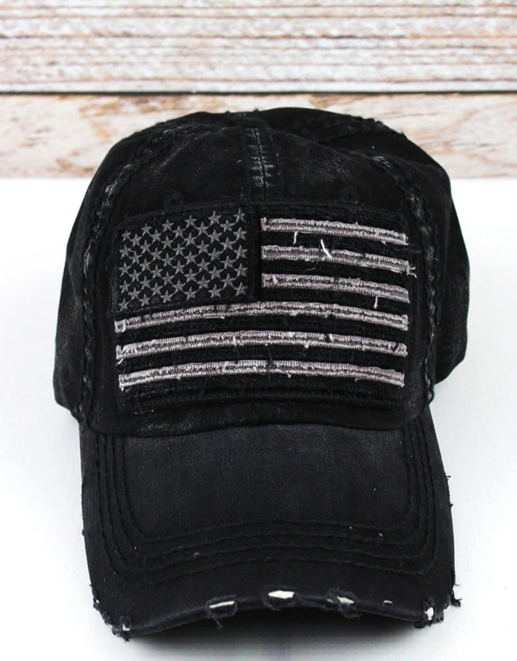 DISTRESSED BLACK WITH BLACK AND GRAY FLAG CAP