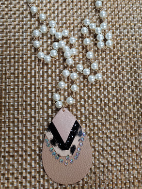 Way You Are Pleather Necklace 03915