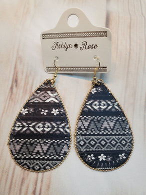 Let's Be Friends Teardrop Earrings 04679