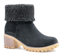 Load image into Gallery viewer, Corkys Cotton Sherpa Boots