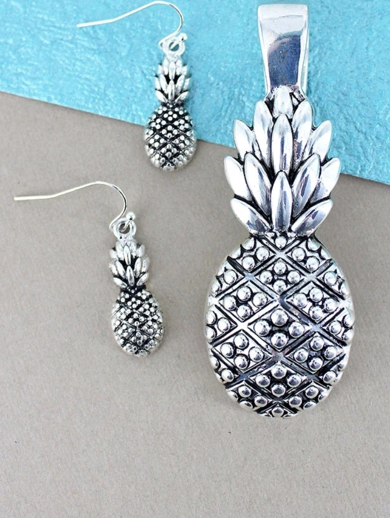 Silvertone Pineapple Pendant and Earring Set