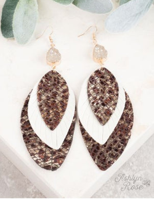 Nothing Better Earring, Brown & Cream