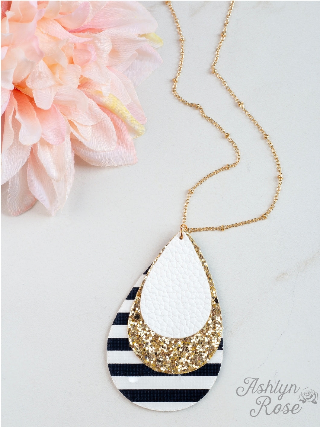 SPARKLE AND STRIPE NECKLACE